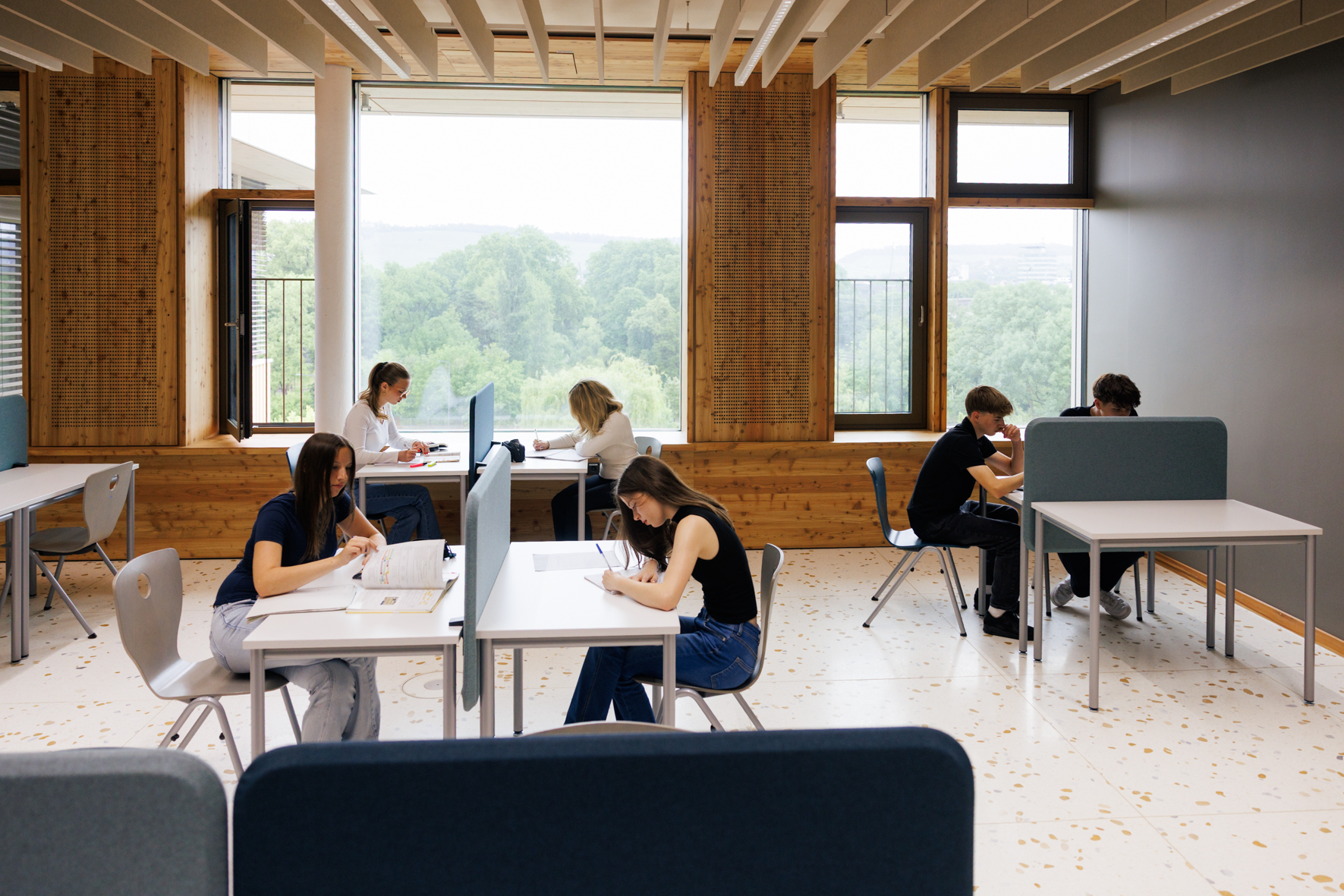 Josef-Schwarz Schule Heilbronn | Bilinguales Gymnasium | College (Kl. 11 – 13)